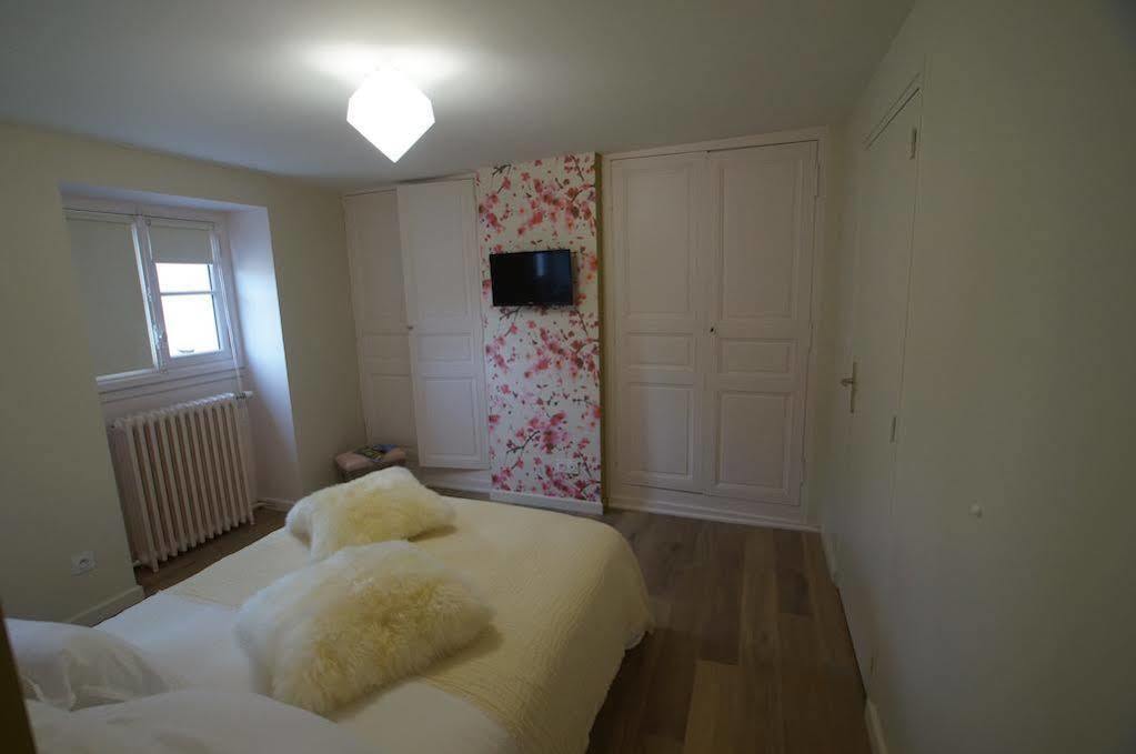 Maison Bossoreil Bed & Breakfast Angers Bagian luar foto