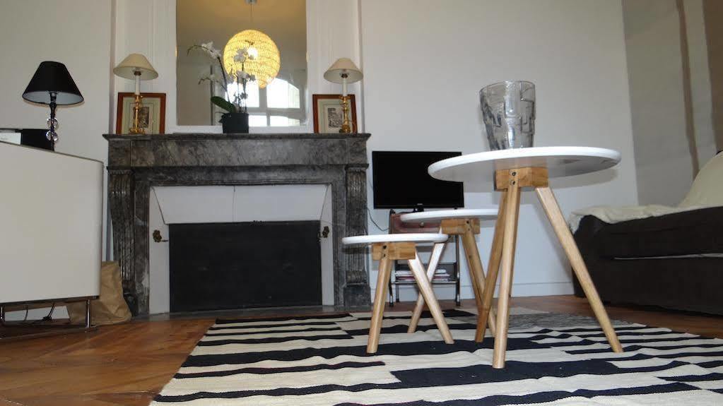 Maison Bossoreil Bed & Breakfast Angers Bagian luar foto