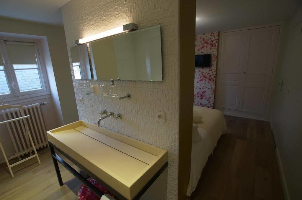 Maison Bossoreil Bed & Breakfast Angers Bagian luar foto
