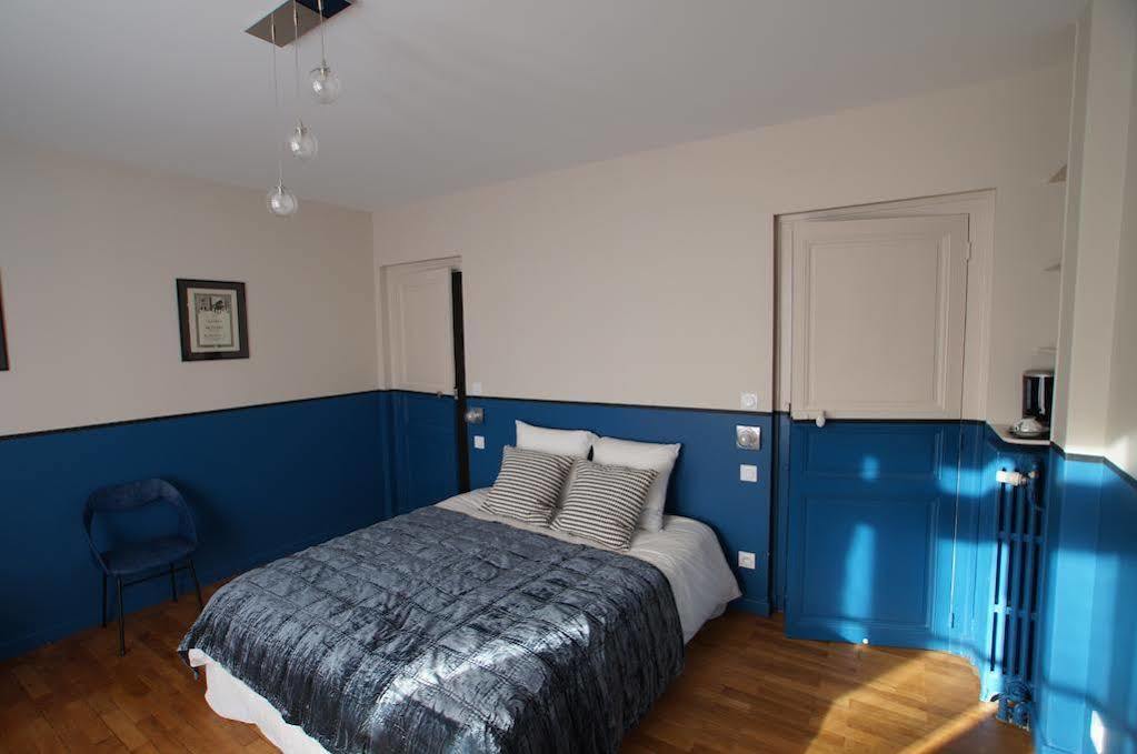 Maison Bossoreil Bed & Breakfast Angers Bagian luar foto